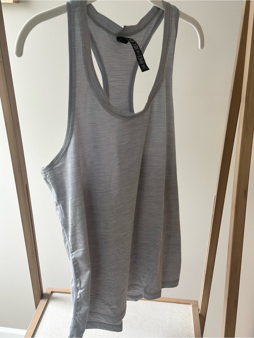 Vuori Lux Performance Light Gray Racerback Tank - Women's Active Tank - XL